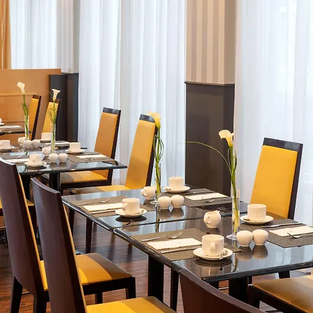 Hotel Nh Messe 4*
