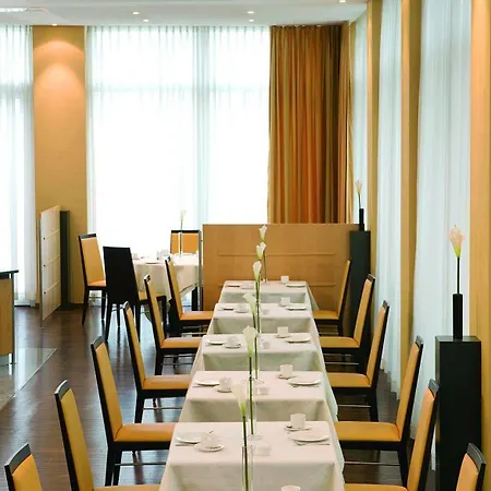 Hotel Nh Messe 4*